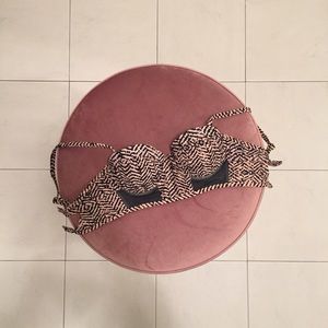 NWOT push up bikini top pink chevron black mash